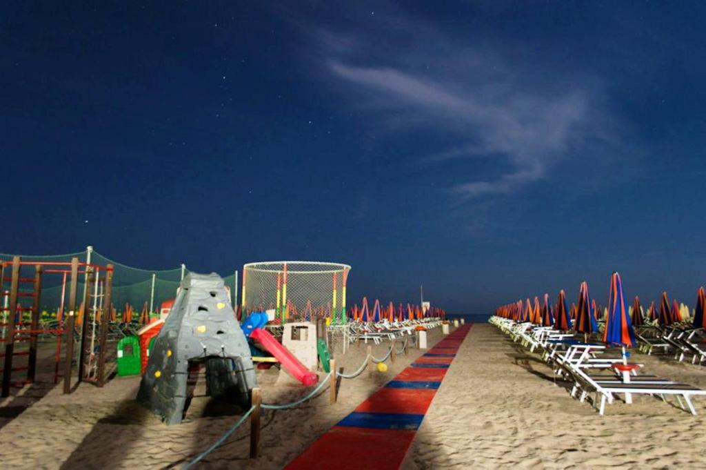 Hotel Zani Cervia Luaran gambar