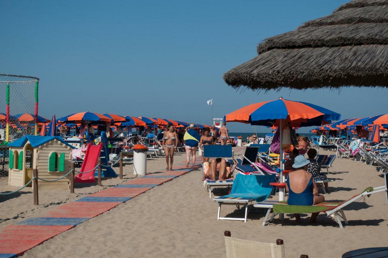Hotel Zani Cervia Luaran gambar